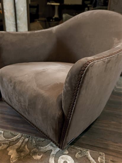 Vivienne by Longhi