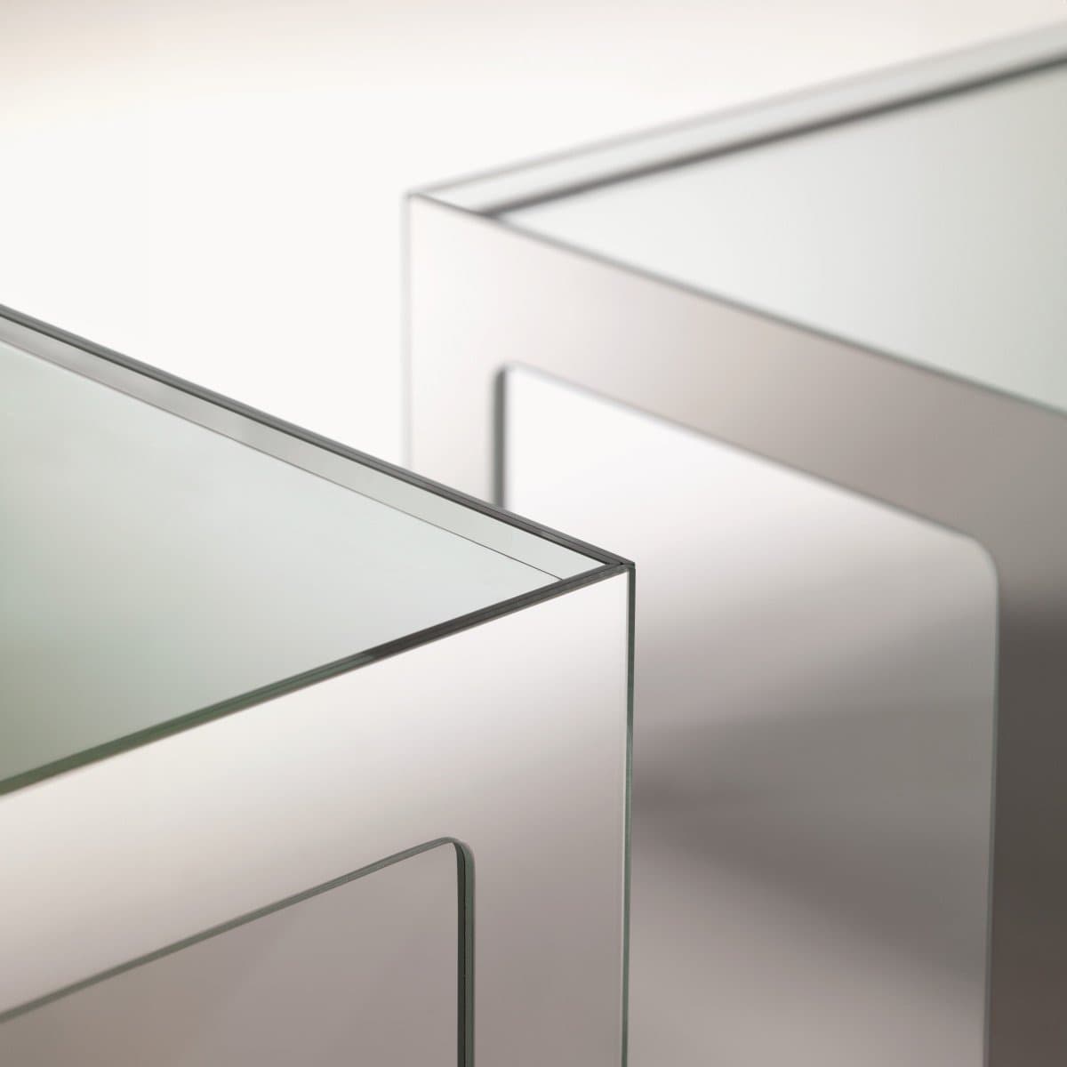 Mirror Mirror tavoli by Glas Italia