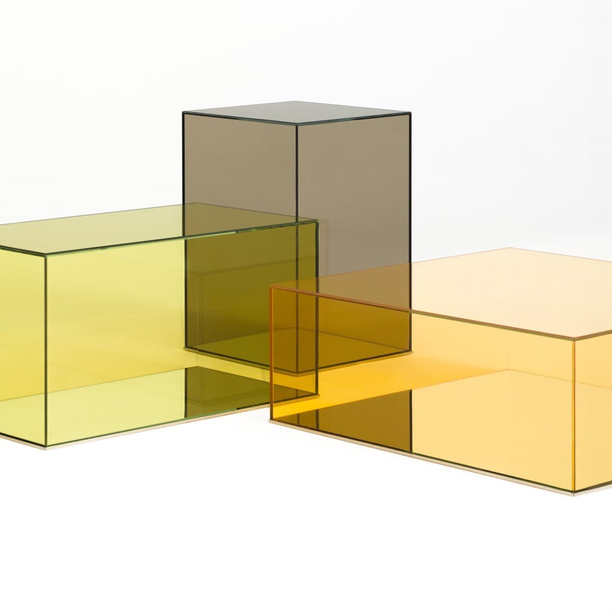 Donald tavoli bassi by Glas Italia