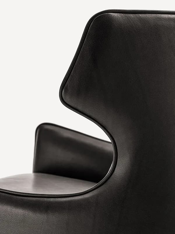 Crosby by Frigerio Salotti